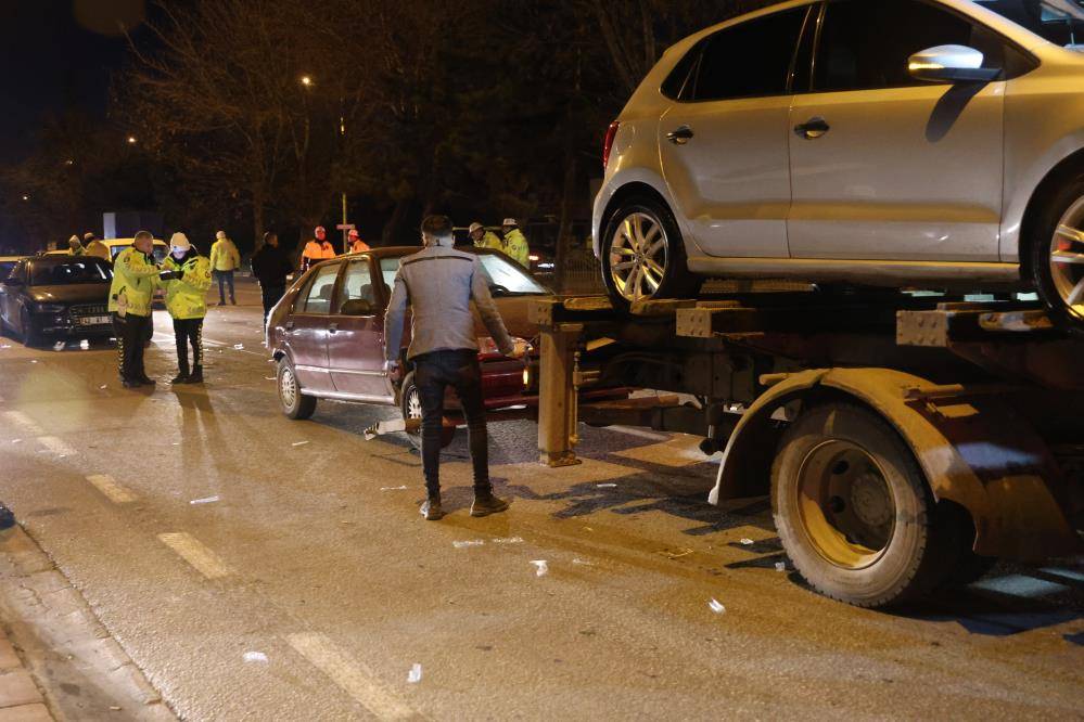 Konya’da alkollü sürücü ve arkadaşının polisle ilginç diyaloğu 3